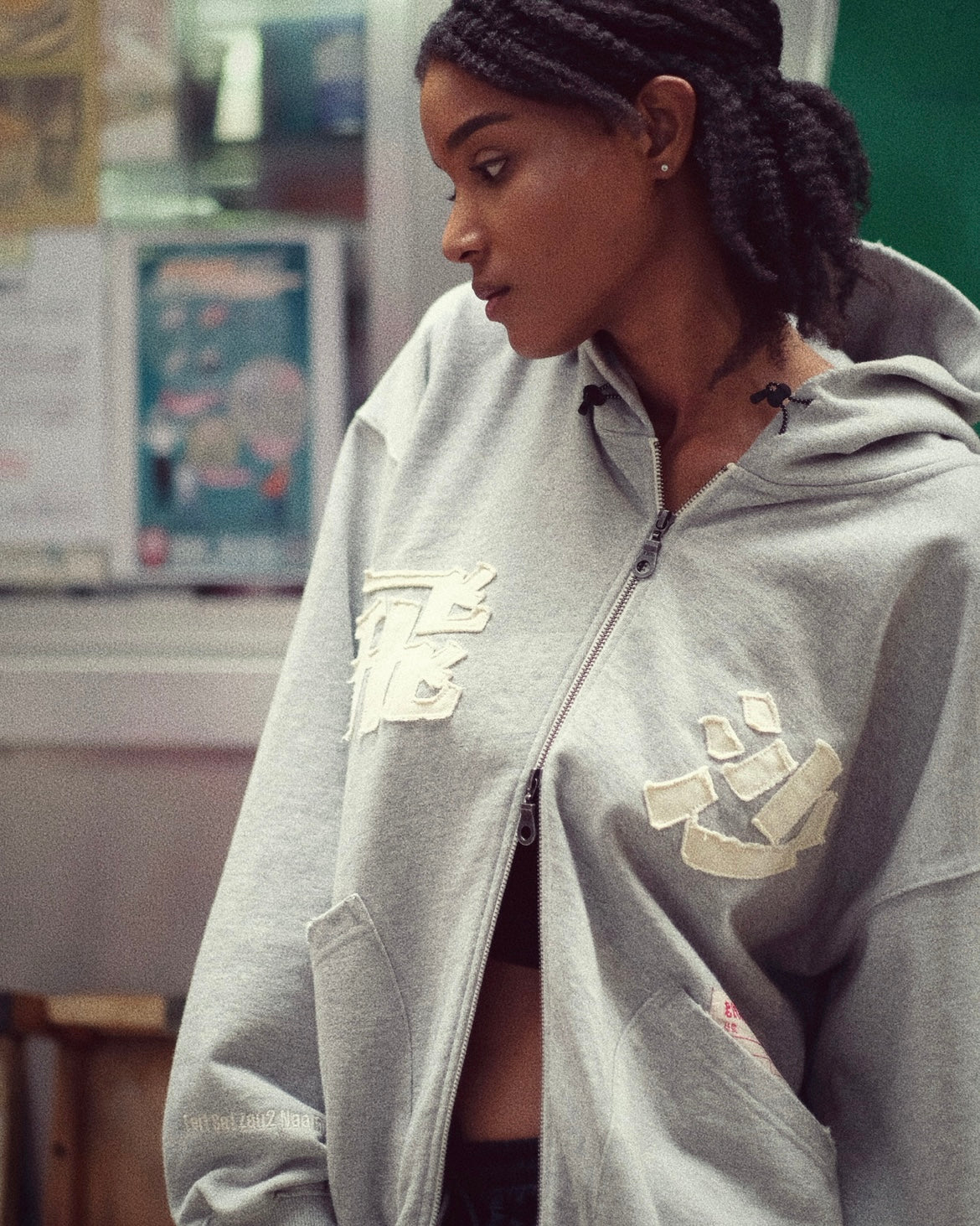 「飛沙走奶」Fei1 Sa1 Zau2 Naai5 Hoodie