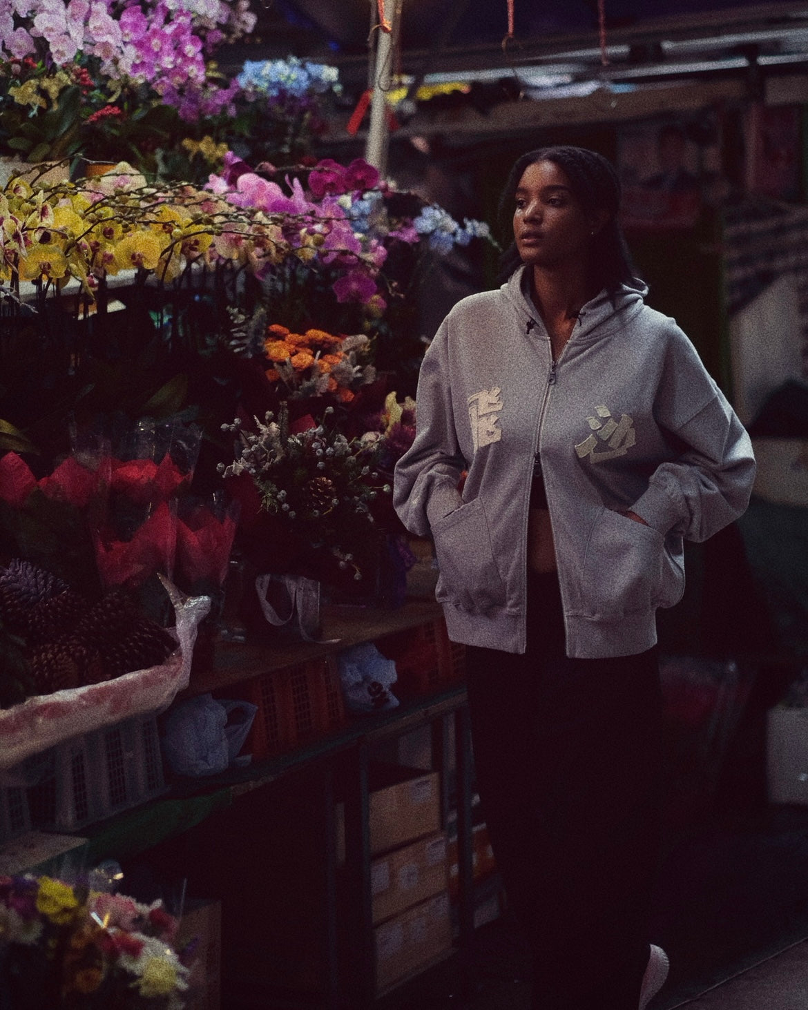 「飛沙走奶」Fei1 Sa1 Zau2 Naai5 Hoodie